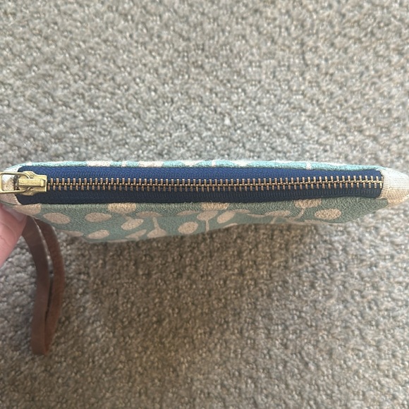 Erin Flett Handmade Wristlet - Picture 8 of 8